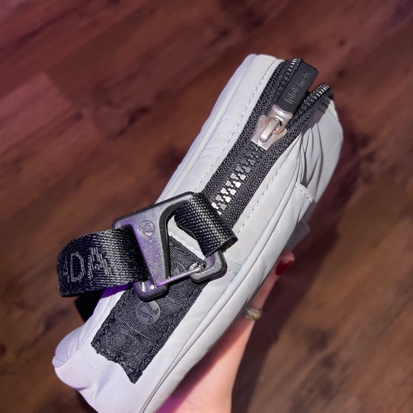 Lululemon Side Bag - Picture 3 of 6